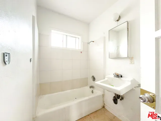 $2,200 | 1107 Date Street, Montebello, CA 90640