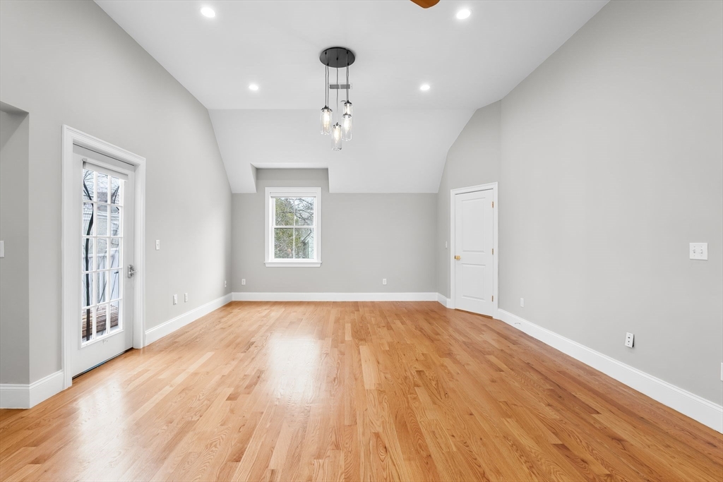 6 Peter Parley Road, Unit 3 Boston, MA 02130 - Photo 4 of 17