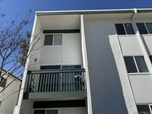 $2,995 | 4064 Huerfano Avenue, Unit 262, San Diego, CA 92117
