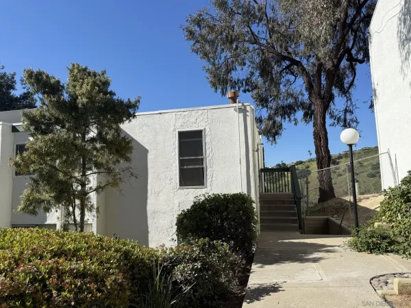 $2,995 | 4064 Huerfano Avenue, Unit 262, San Diego, CA 92117