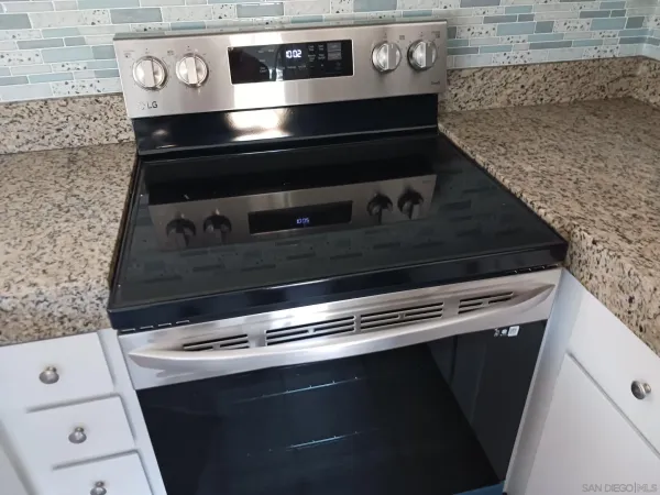 $2,995 | 4064 Huerfano Avenue, Unit 262, San Diego, CA 92117