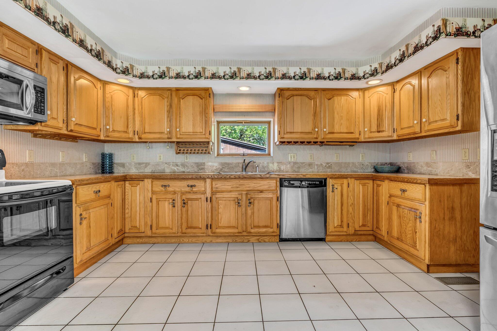 428 Bean Road Mount Vernon, ME 04352 - Photo 14 of 58 Kitchen