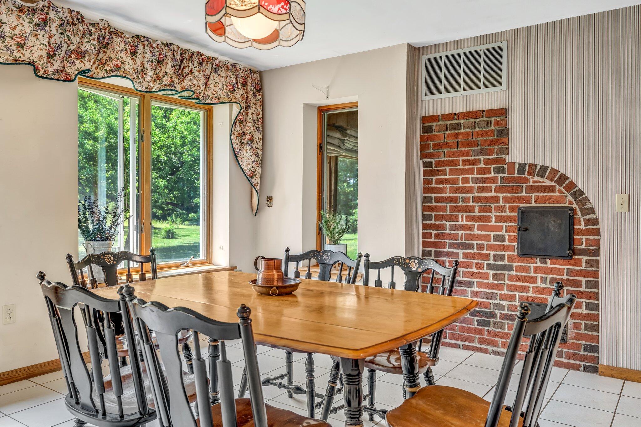 428 Bean Road Mount Vernon, ME 04352 - Photo 21 of 58 Dining