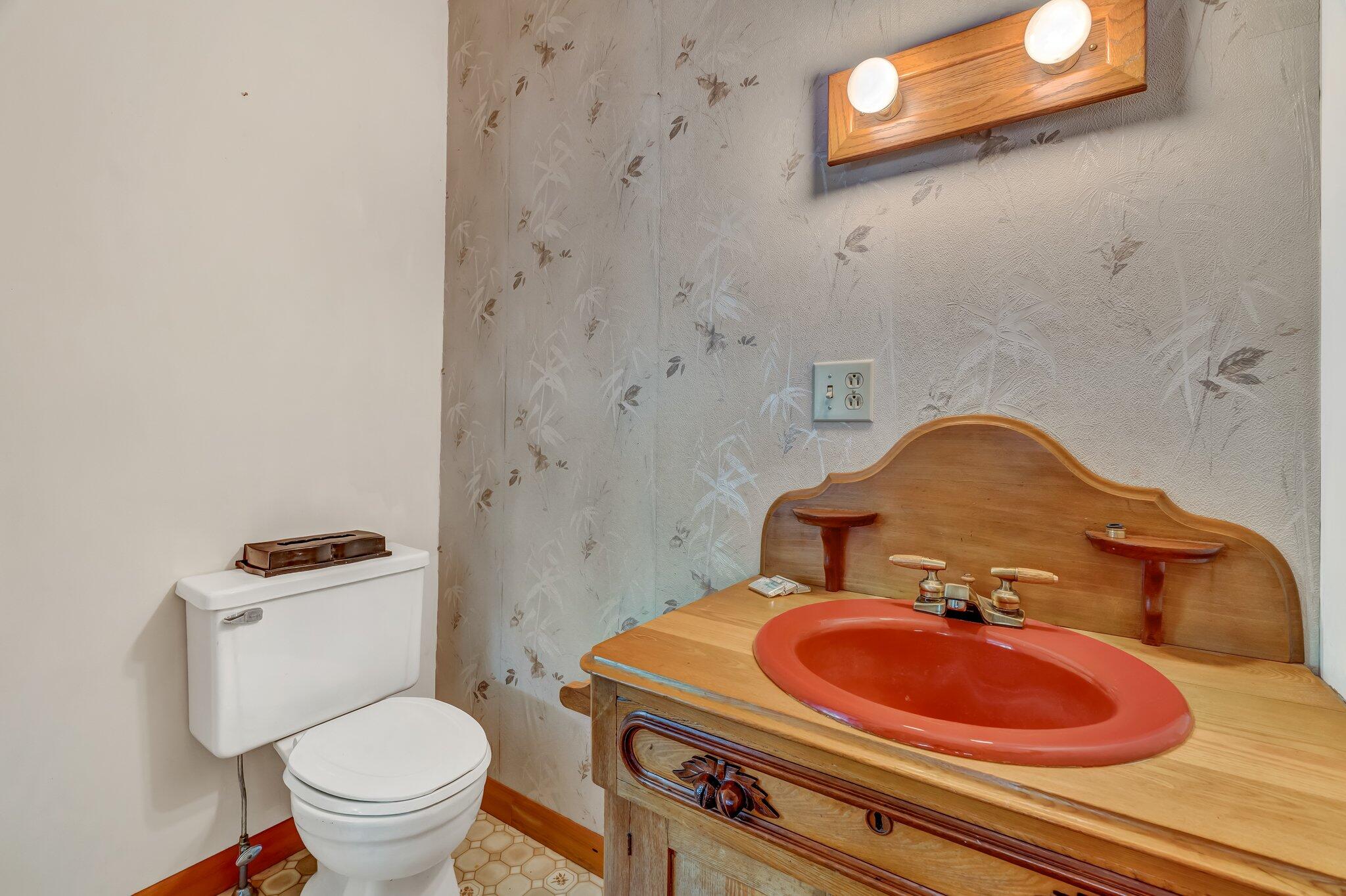 428 Bean Road Mount Vernon, ME 04352 - Photo 34 of 58 Bathroom