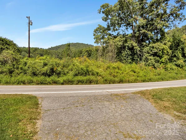 $1,400,000 | 9999 Hoopers Creek Road, Fletcher, NC 28732