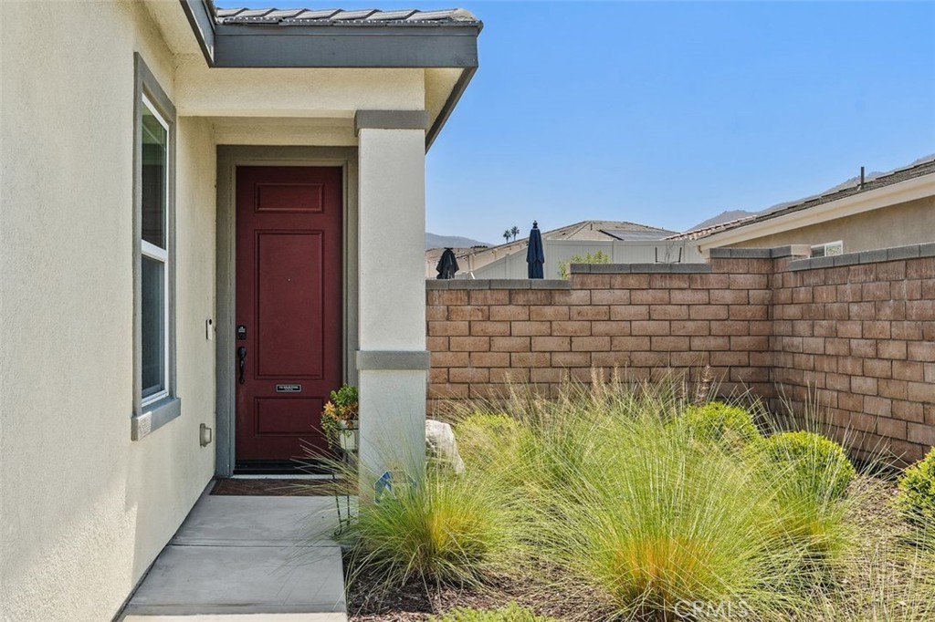 7598 Orangebrook Cove Riverside, CA 92507 - Photo 7 of 45 Front Door Entrance