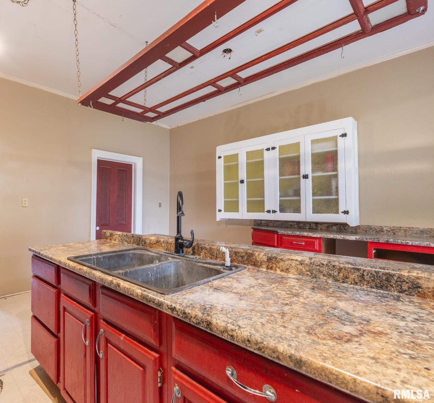 715 North 4th Street Pekin, IL 61554 - Photo 16 of 41