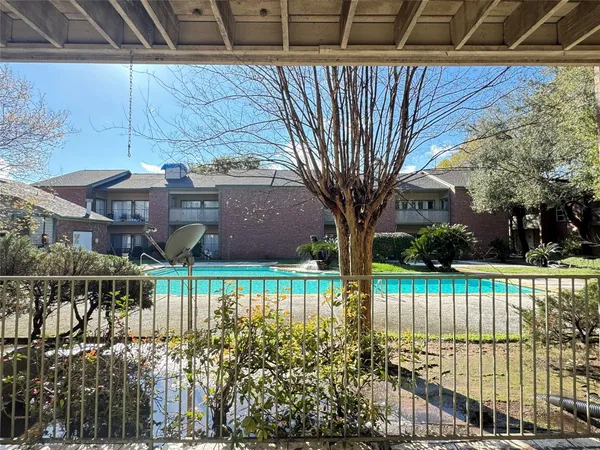 $1,200 | 6500 Harbor Town Drive, Unit 2905, Houston, TX 77036