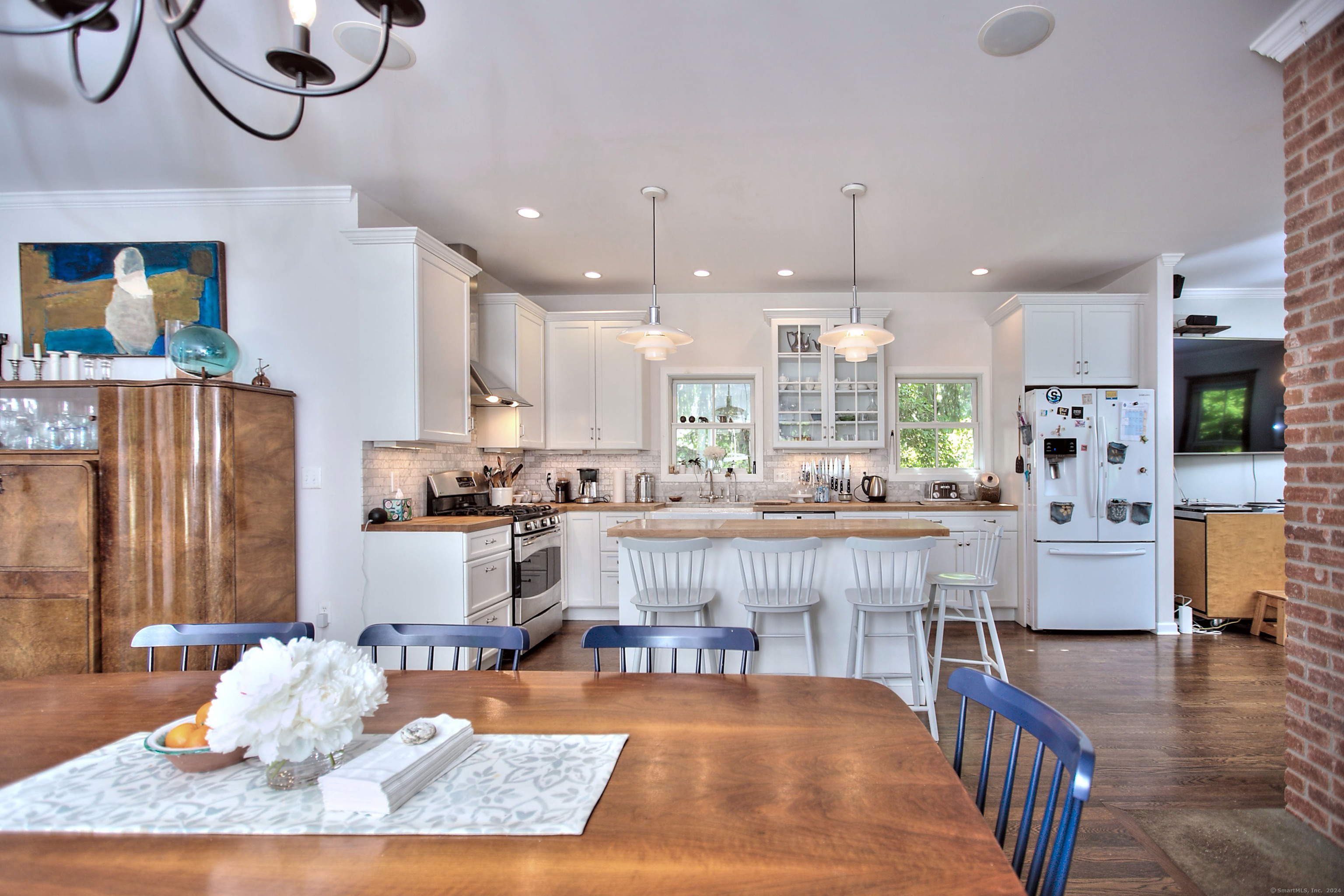 12 Burr Road Westport, CT 06880 - Photo 8 of 32