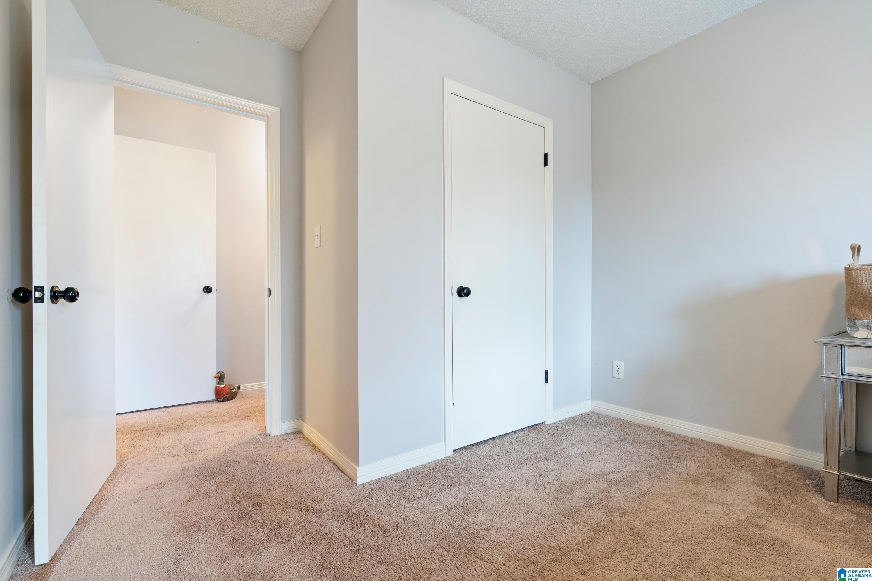 2038 Eastern Valley Road Bessemer, AL 35022 - Photo 21 of 33