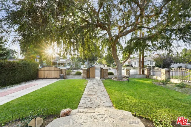 $1,460,000 | 5324 Irvine Avenue, Valley Village, CA 91601