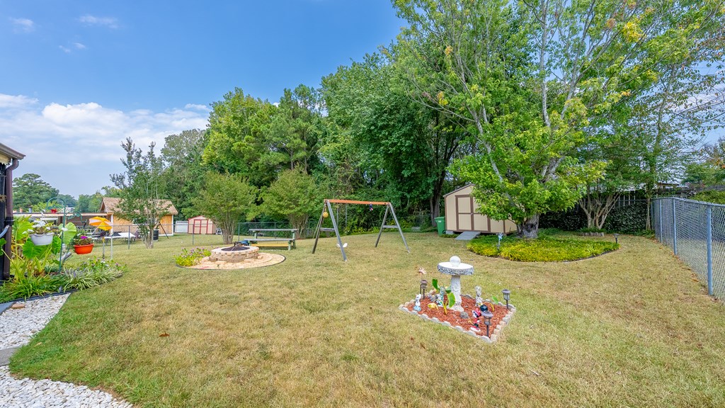 6223 Georgetown Drive Columbus, GA 31907 - Photo 24 of 29 a view of a backyard with swimming pool