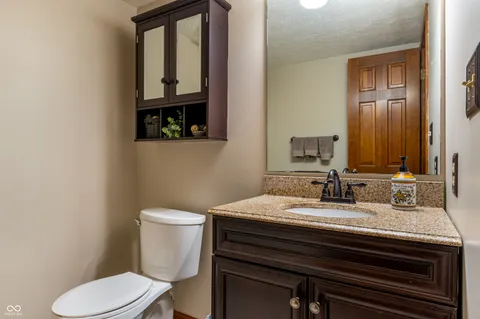 $380,000 | 12427 Doe Lane, Indianapolis, IN 46236