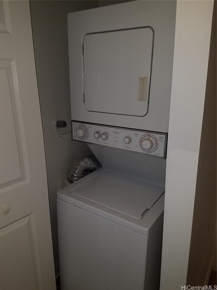 500 University Avenue, Unit 134 Honolulu, HI 96826 - Photo 14 of 22 Laundry in unit