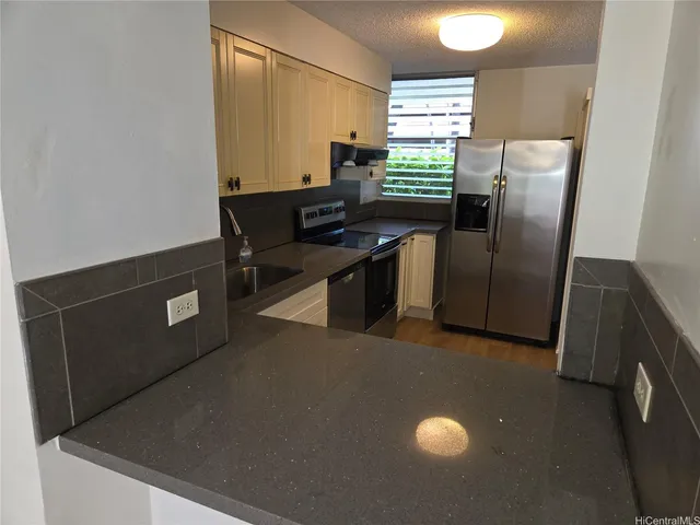 $2,750 | 500 University Avenue, Unit 134, Honolulu, HI 96826