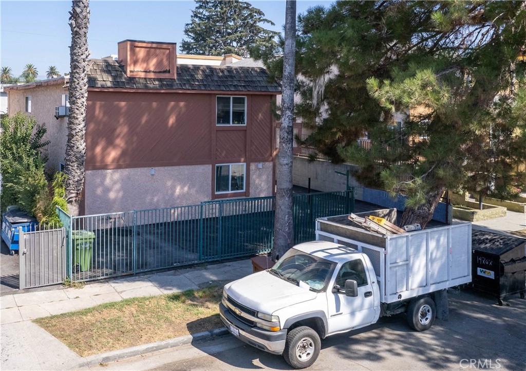 14767 Erwin Street Van Nuys, CA 91411 - Photo 27 of 27