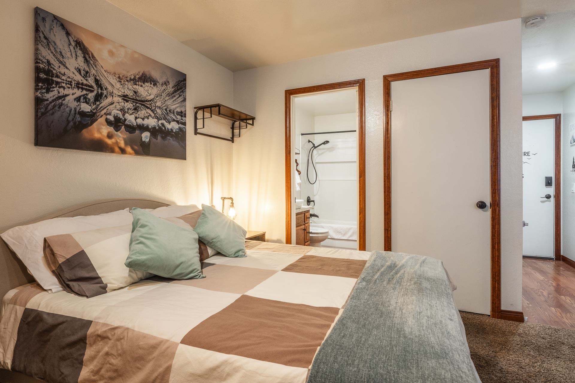 2289 Sierra Nevada Road, Unit G3 Mammoth Lakes, CA 93546 - Photo 14 of 32