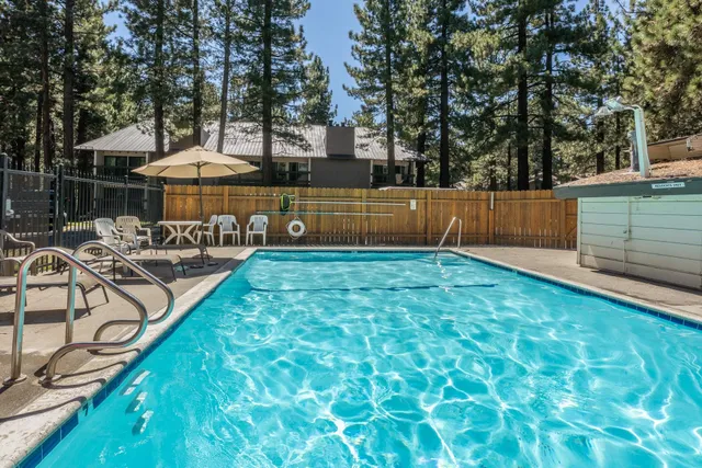 $389,000 | 2289 Sierra Nevada Road, Unit G3, Mammoth Lakes, CA 93546