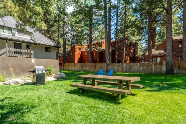 $389,000 | 2289 Sierra Nevada Road, Unit G3, Mammoth Lakes, CA 93546