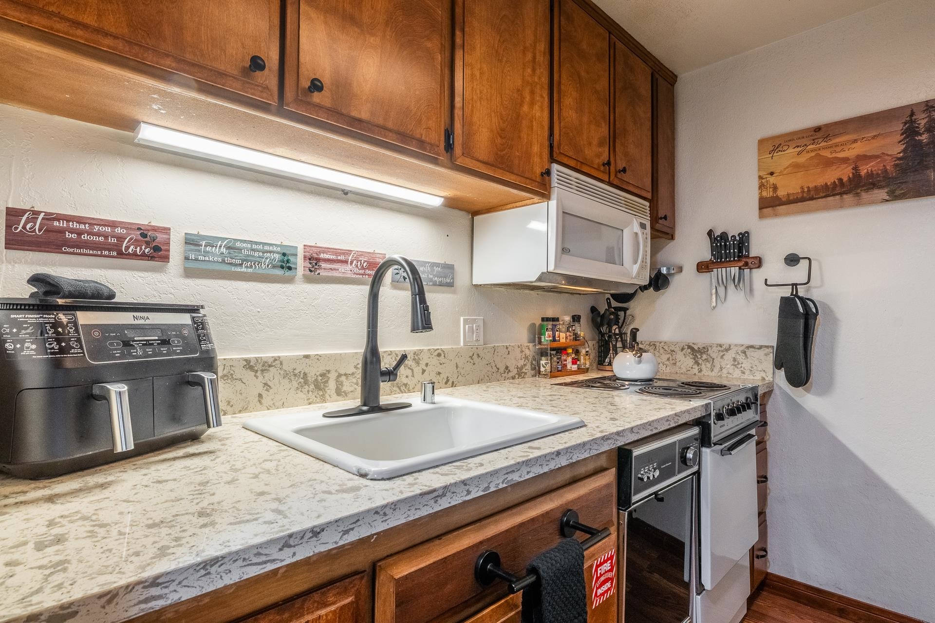 2289 Sierra Nevada Road, Unit G3 Mammoth Lakes, CA 93546 - Photo 5 of 32