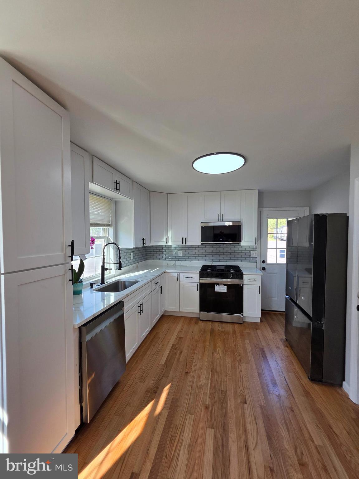 11816 Bedford Road Northeast Cumberland, MD 21502 - Photo 3 of 17