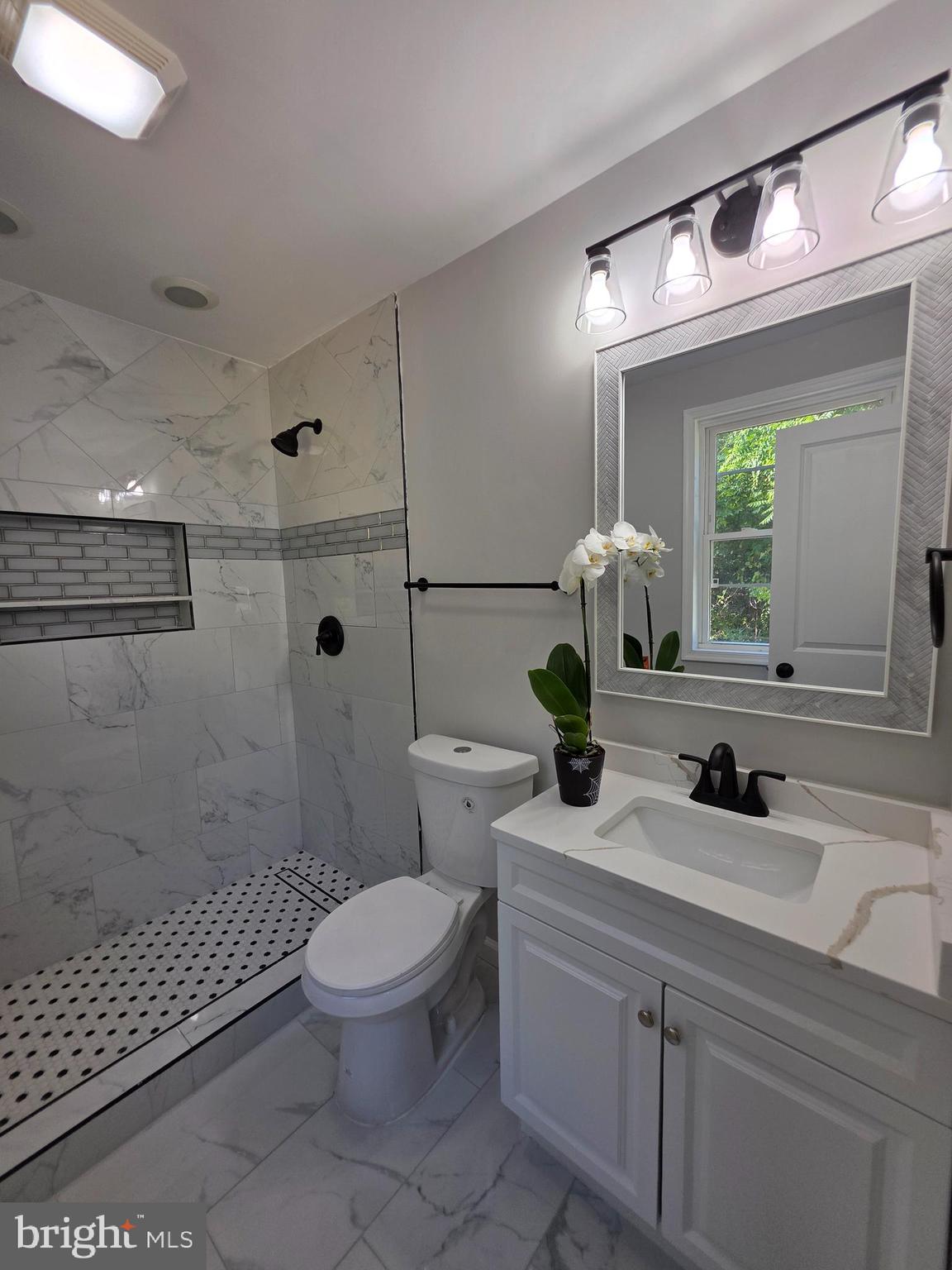 11816 Bedford Road Northeast Cumberland, MD 21502 - Photo 7 of 17