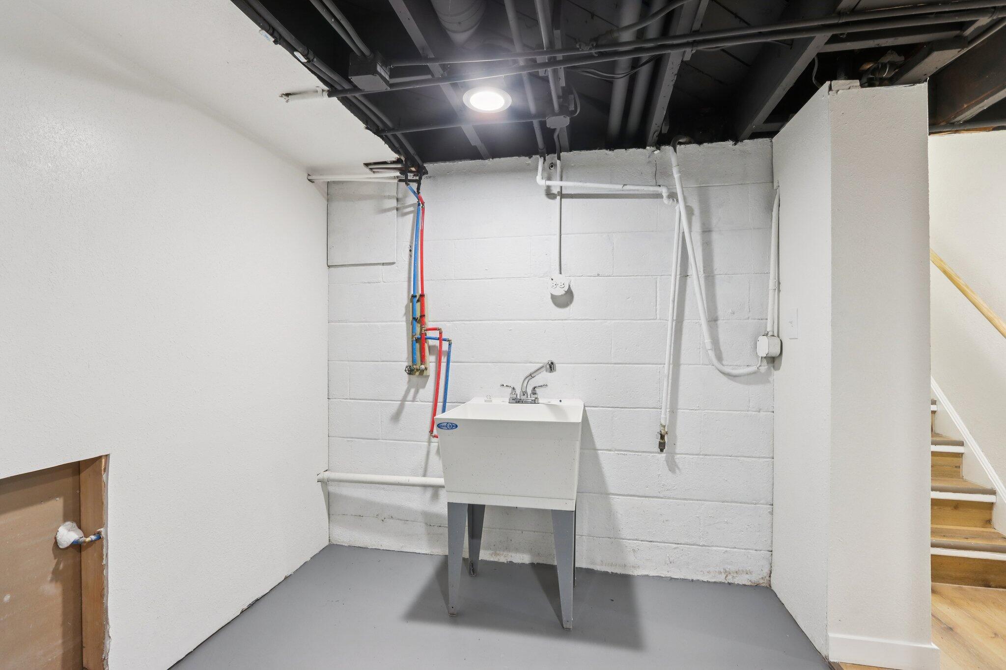 5936 North 42nd Street Milwaukee, WI 53209 - Photo 28 of 30 43-web-or-mls-N 42nd St-S0403-043