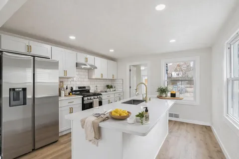 $229,900 | 5936 North 42nd Street, Milwaukee, WI 53209