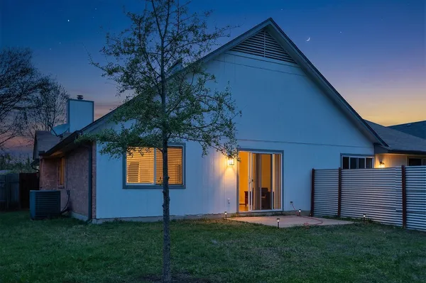 $1,700 | 12319 Turtle Rock Road, Unit B, Austin, TX 78729