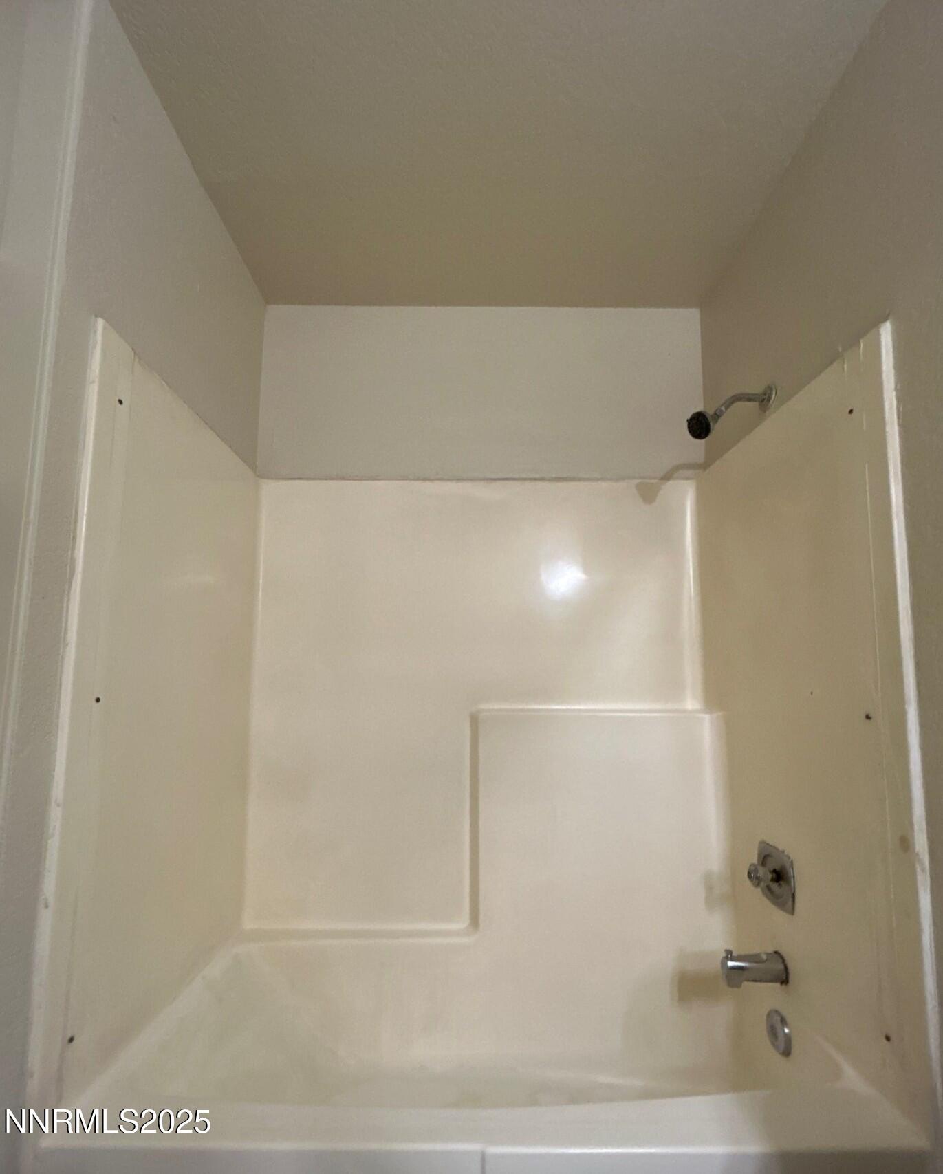 4604 Neil Road, Unit 98 Reno, NV 89502 - Photo 14 of 16 a bathroom with a shower