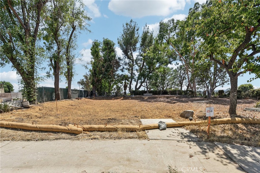 3670 Startouch Drive Pasadena, CA 91107 - Photo 3 of 21