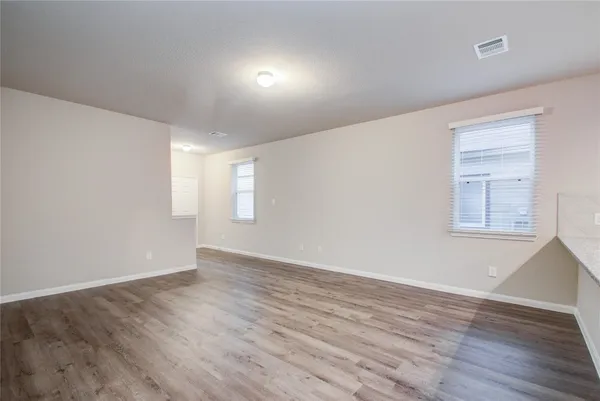 $2,400 | 3620 Cub Drive, Conroe, TX 77301