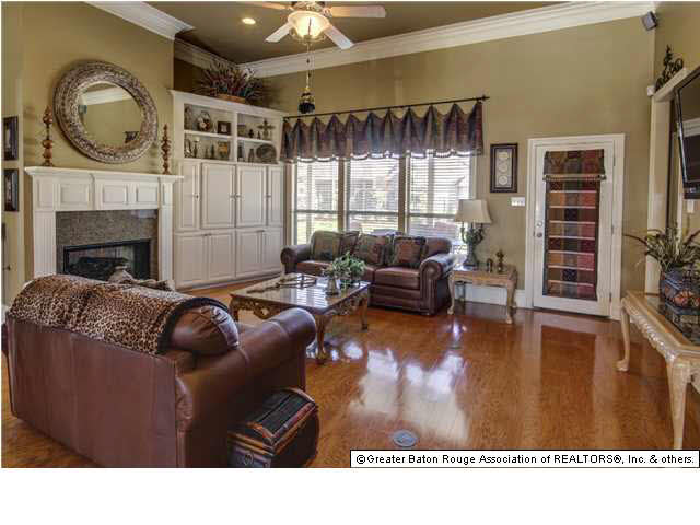 18330 Ferry Ln Avenue Baton Rouge, LA 70816 - Photo 4 of 23 Gallery Image 4