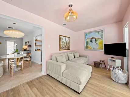 $814,900 | 1521 Northeast 40th Court, Oakland Park, FL 33334