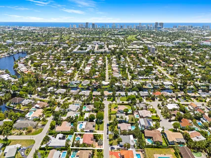 $814,900 | 1521 Northeast 40th Court, Oakland Park, FL 33334