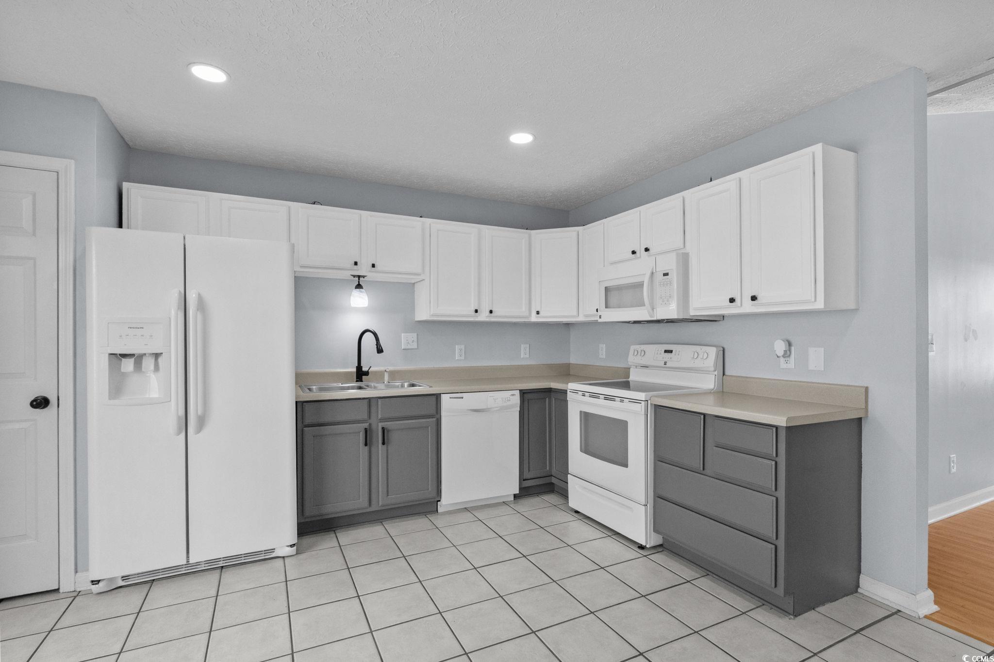 8065 Resin Road Murrells Inlet, SC 29576 - Photo 9 of 40