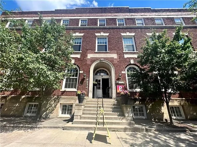 $1,775 | 212 45th Street, Unit 2B, Pittsburgh, PA 15201