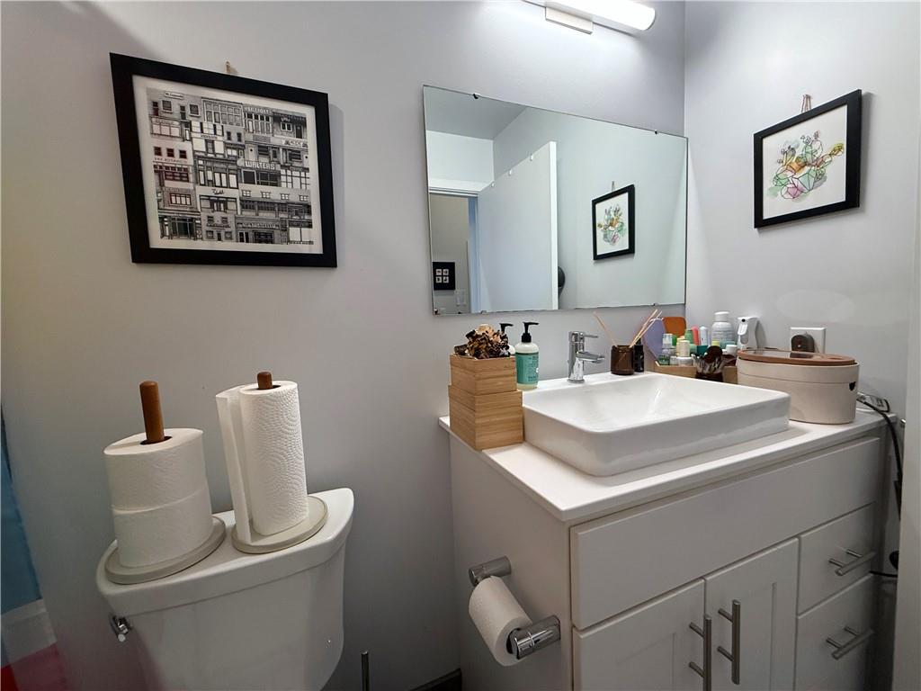 212 45th Street, Unit 2B Pittsburgh, PA 15201 - Photo 9 of 34