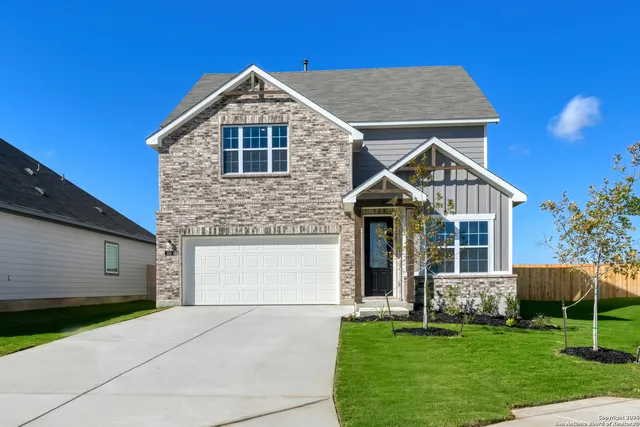 $369,990 | 153 Beveridge Road, Seguin, TX 78155