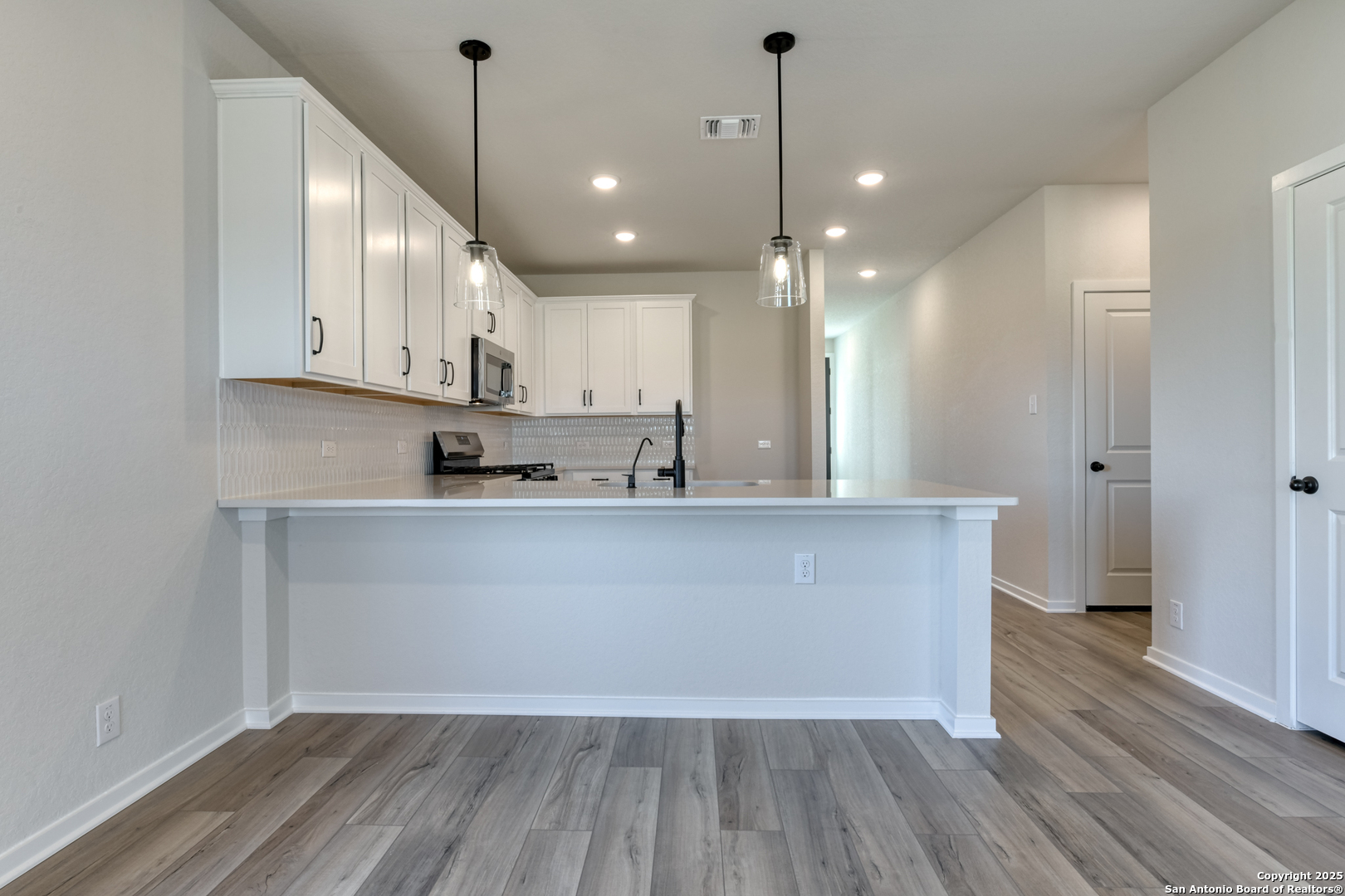 153 Beveridge Road Seguin, TX 78155 - Photo 12 of 35