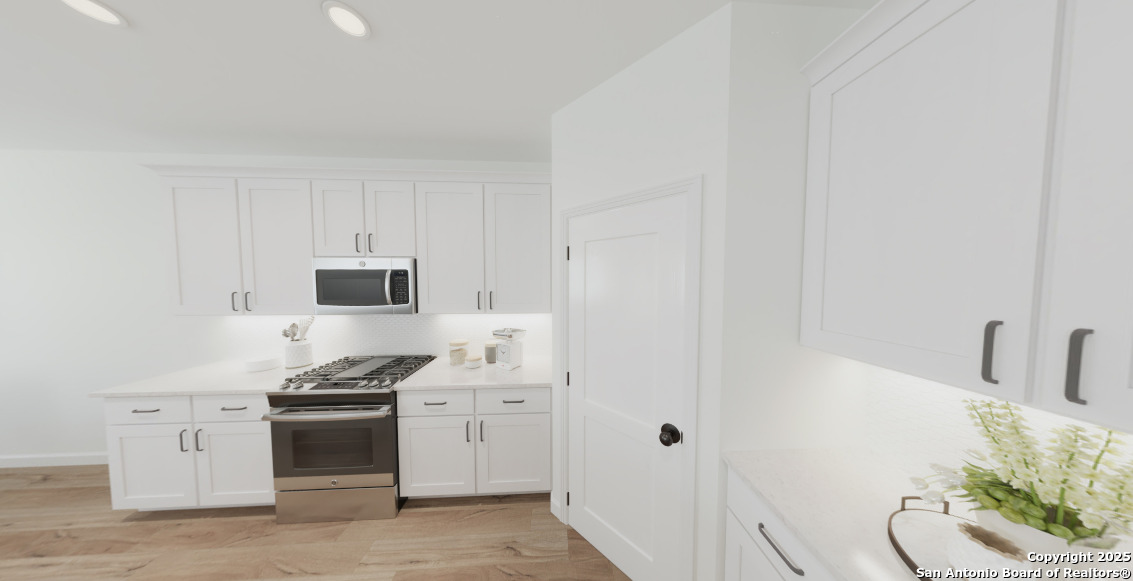 153 Beveridge Road Seguin, TX 78155 - Photo 3 of 35