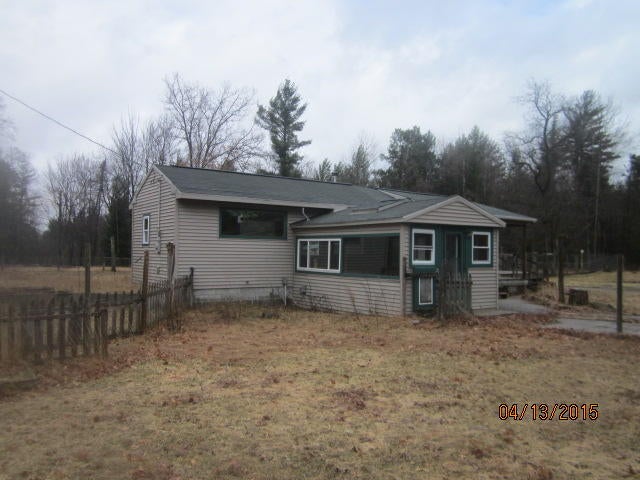 766 Ruth Road Lewiston, MI 49756 - Photo 7 of 13 Gallery Image 7