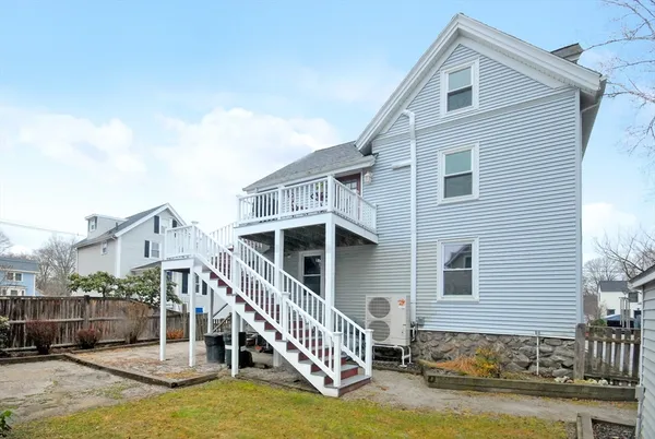 $995,000 | 12-14 Willow Street, Concord, MA 01742