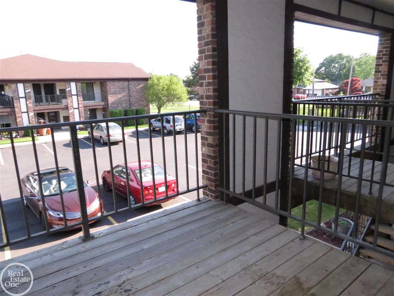 29832 Utica Road Roseville, MI 48066 - Photo 13 of 18