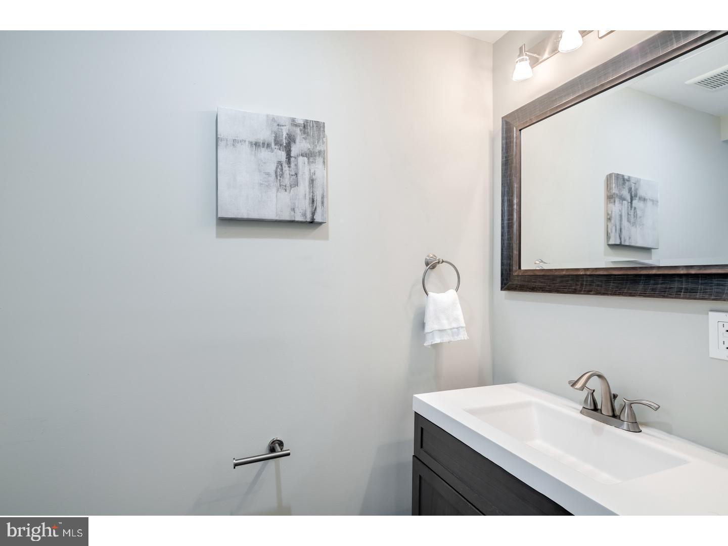 2045 Wilder Street Philadelphia, PA 19146 - Photo 12 of 20
