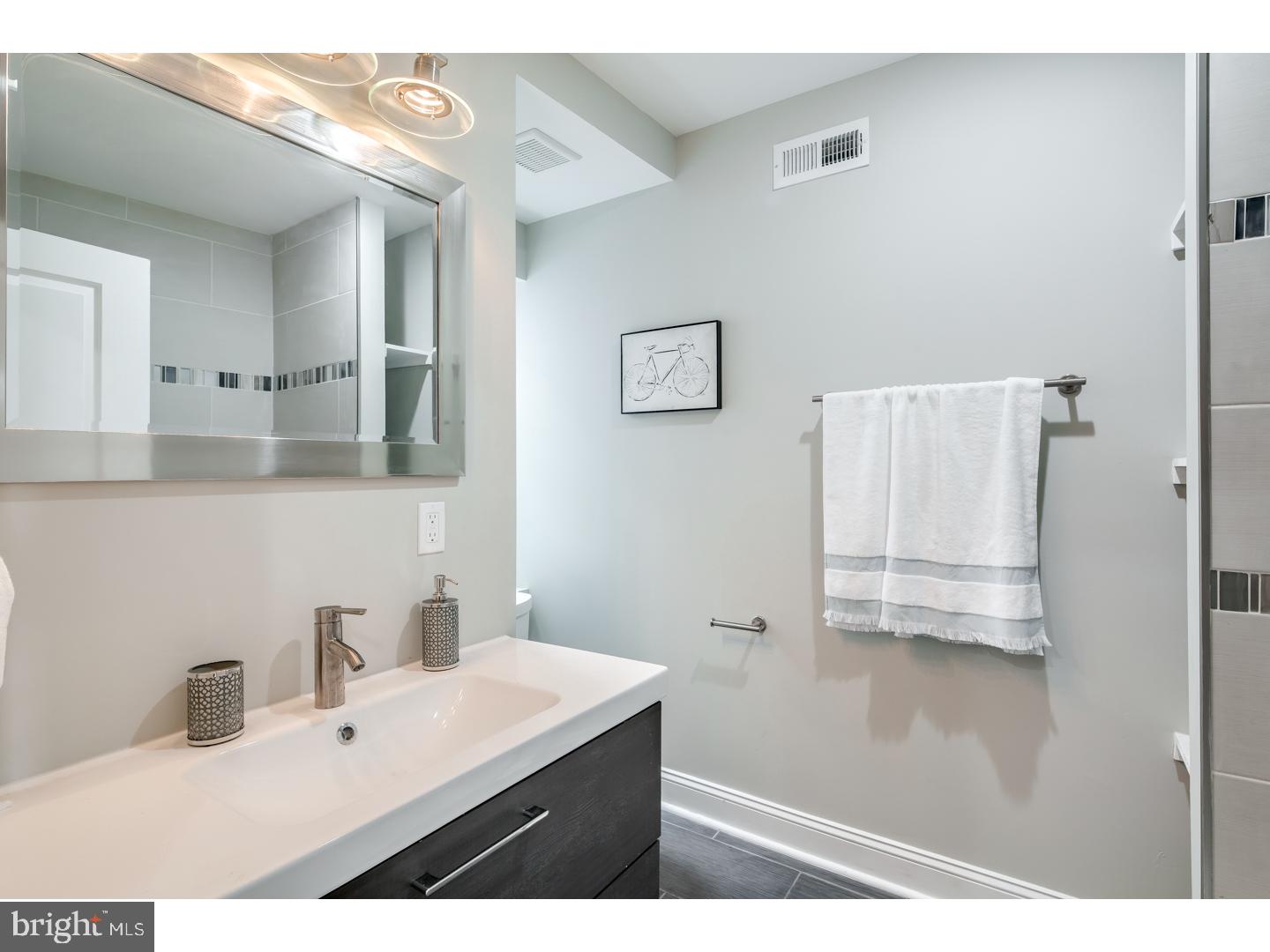 2045 Wilder Street Philadelphia, PA 19146 - Photo 16 of 20
