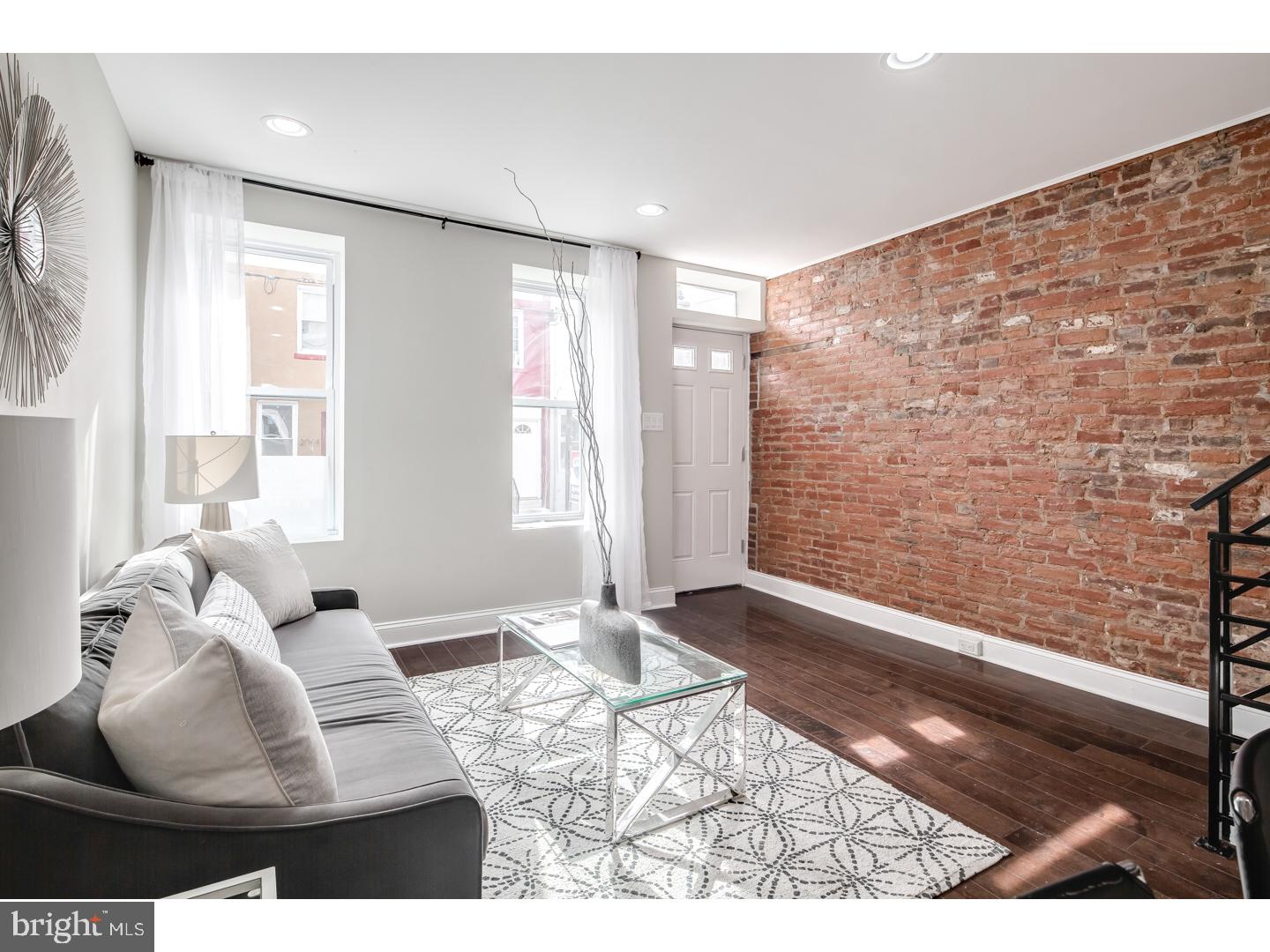 2045 Wilder Street Philadelphia, PA 19146 - Photo 4 of 20