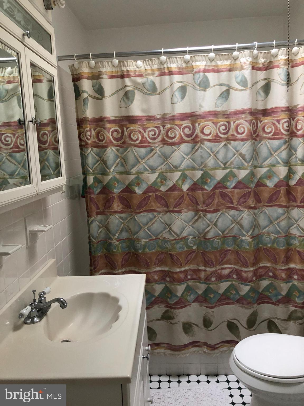 505 Littlecroft Road Upper Darby, PA 19082 - Photo 14 of 28
