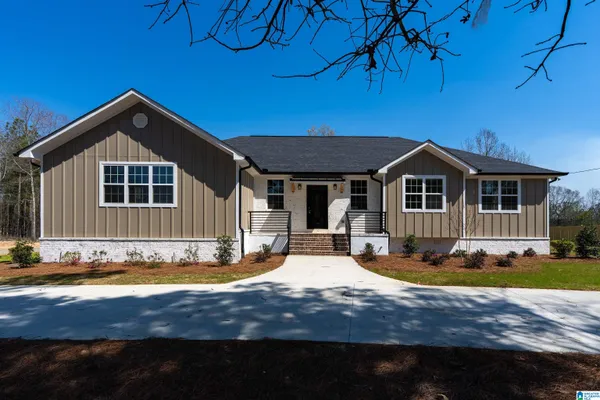 $339,900 | 575 Brown Road, Sylacauga, AL 35150