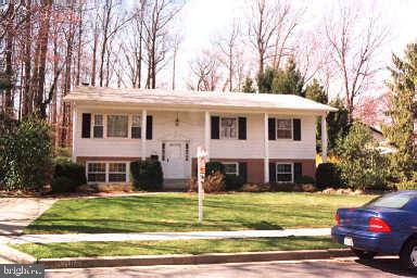 5008 Fleming Drive Annandale, VA 22003 - Photo 1 of 1 Exterior (Main)